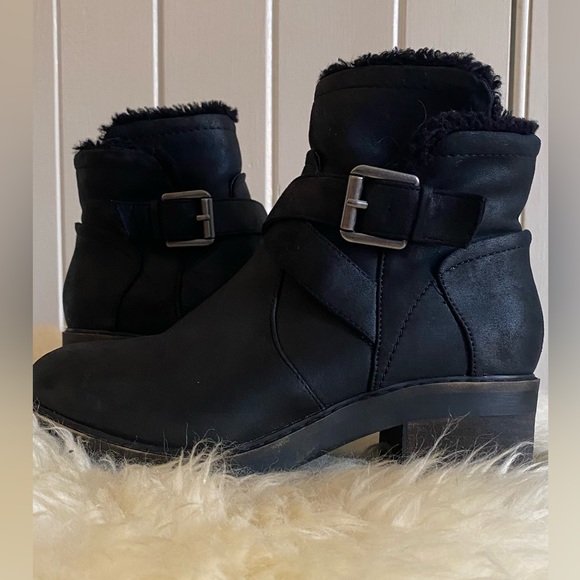 Crown Vintage Shoes - CROWN VINTAGE Black Suede Ankle Boots